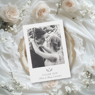 Carte De Remerciements Photo de mariage à monogramme élégant simple gris