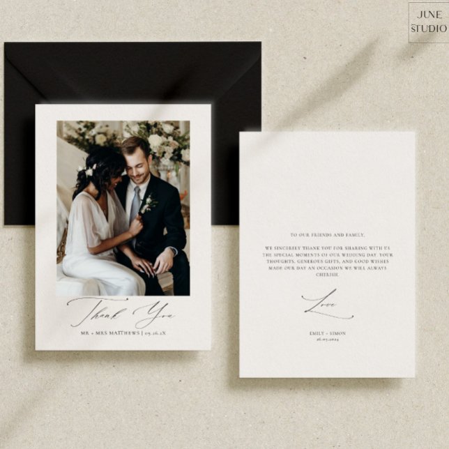 Carte De Remerciements Photo de mariage moderne (modern elegant wedding photo thank you card, dainty calligraphy, modern script simple thank you )