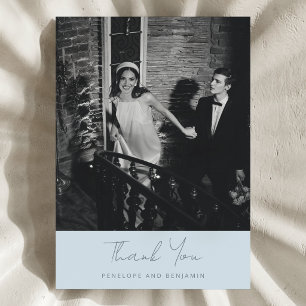 Carte De Remerciements Photo de mariage moderne manuscrite bleu doux