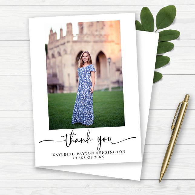 Carte De Remerciements Photo Moderne Elégant Script Graduation (Modern Elegant Script Graduation Photo Thank You Card)