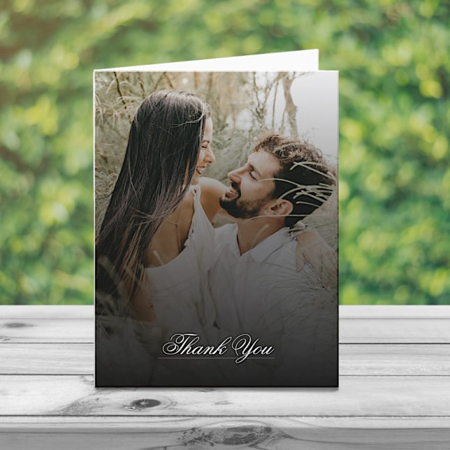 Carte De Remerciements Photo moderne et Mariage de recouvrement noir (Modern Photo and Black Overlay Wedding Thank You Card)