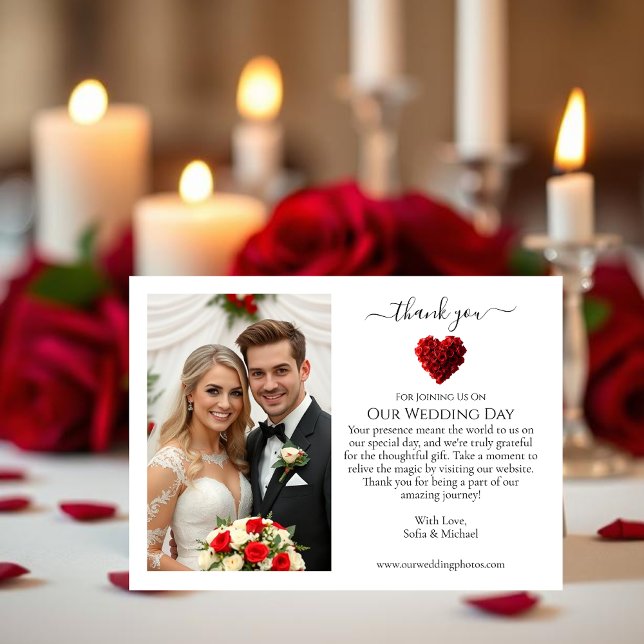 Carte De Remerciements Remerciements de mariage - Roses rouges en forme d (Wedding Thank You- Heart Shaped Red Roses Thank You Card)