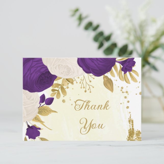 Carte De Remerciements Romantique royal violet & fleurs blanches or (Debout devant)