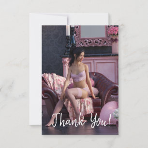 Carte De Remerciements Saint Valentin Beauté en Lingerie sur le canapé
