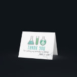 Carte De Remerciements Science Experiment Green Boy Anniversaire<br><div class="desc">Le carte de remerciements d'anniversaire scientifique de ce garçon cool "expérience d'anniversaire" comporte un arrière - plan blanc avec des flacons,  et un tube d'essai en vert. Personnalisez-vous pour répondre à vos besoins. Vous pouvez trouver des produits correspondants dans mon magasin.</div>