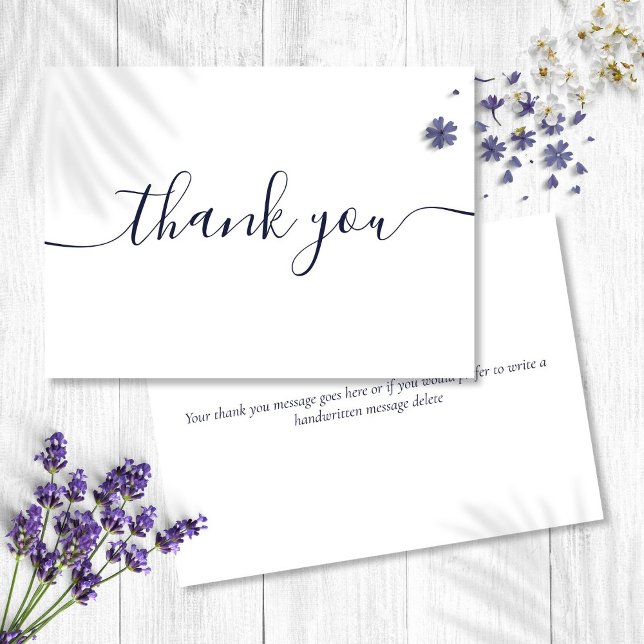 Carte De Remerciements Simple Moderne Élégante Écriture Bleu Marine (Simple Modern Elegant Navy Blue Script Thank You Card)