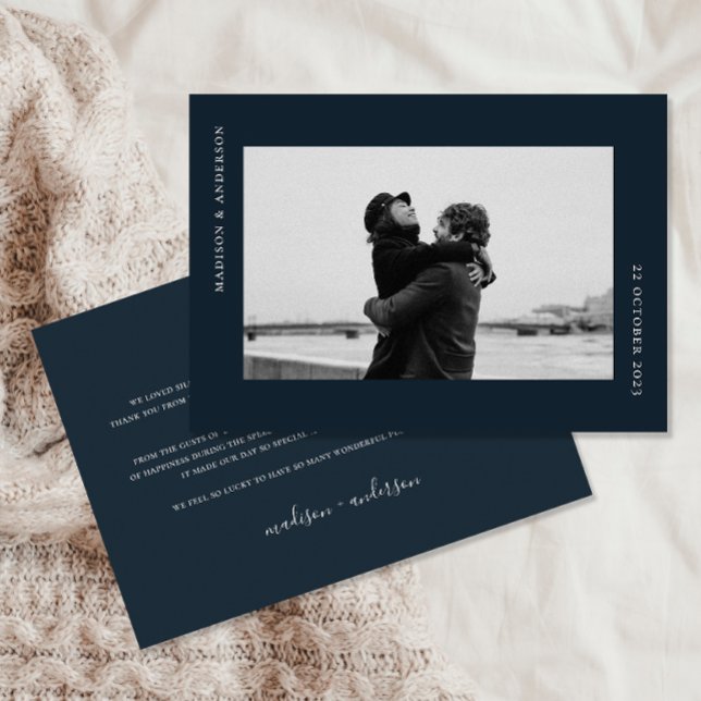Carte De Remerciements Simple moderne Mariage bleu marine photo romantiqu (Créateur téléchargé)