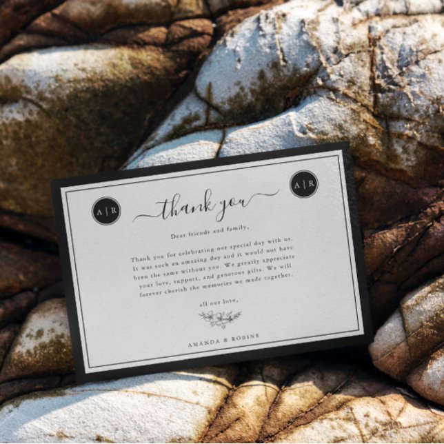 Carte De Remerciements Simple noir et blanc élégant (Créateur téléchargé)