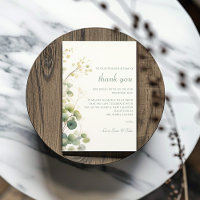 Table de mariage aux feuilles de eucalyptus floral