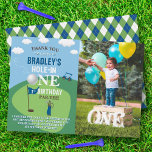 Carte De Remerciements Trou en un Golf 1er Anniversaire Photo<br><div class="desc">Dites merci avec style avec ces cartes de remerciement de 1er anniversaire branchées. Le libellé modèle est facile à personnaliser et votre famille et vos amis seront ravis quand ils recevront ces fabuleux remerciements.</div>