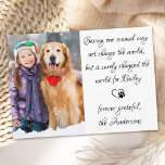 Carte De Remerciements Vétérinaire Personnalisé Photo Animaux de compagni<br><div class="desc">Dites "Merci" à votre merveilleux vétérinaire avec carte photo personnalisé. "Sauver un animal peut ne pas changer le monde, mais cela a sûrement changé le monde pour "votre nom de chien" ... éternellement reconnaissant... !" Personnalisez avec le nom de l'animal et sa photo préférée. Personnalisez le dos avec votre message...</div>
