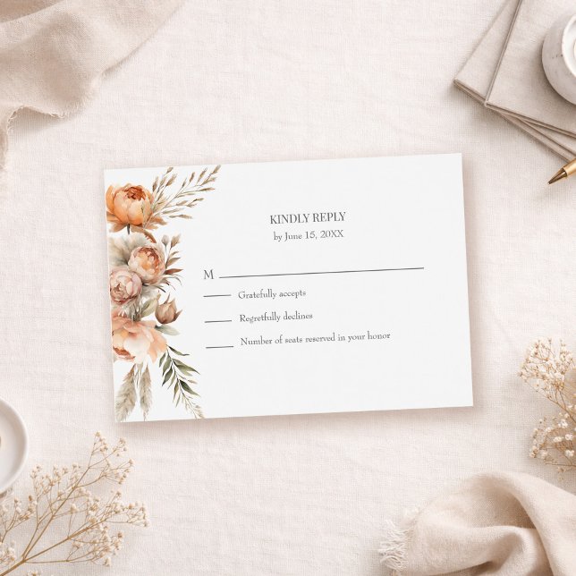 Carte de réponse de mariage aux fleurs sèches Boho (Boho Coral and Peach Dry Flower Wedding RSVP Card on a neutral table with boho decor and dry flower)