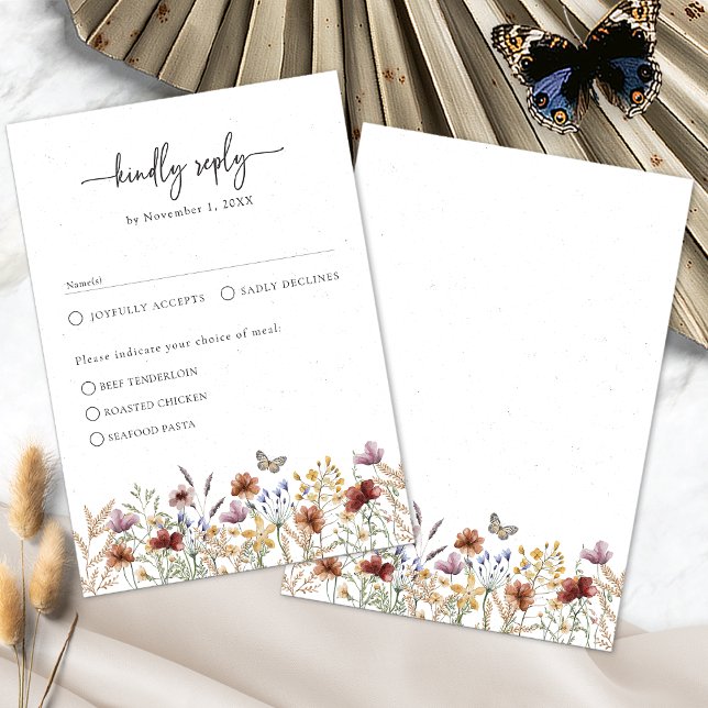 Carte de réponse Floral Rustique Bohème (White Floral Rustic Boho RSVP Card with Butterfly by Painted Paperie)