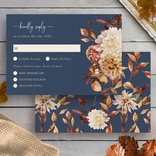 Carte de réponse florale aux feuilles d'automne él (Elegant Navy Blue Fall Leaves Floral RSVP Card by Painted Paperie
)