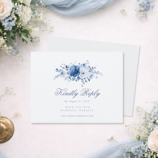 Carte de réponse florale bleu poussiéreux (Créateur téléchargé)