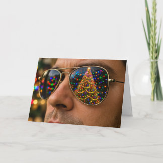 Carte de sapin de Noël réfléchi dans des lunettes 