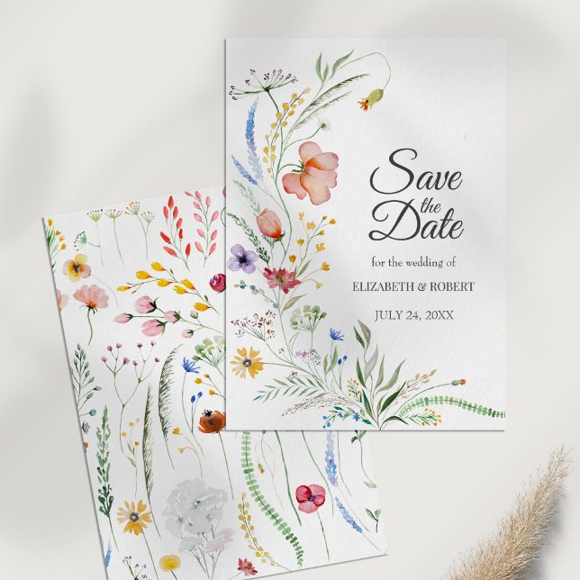 Carte de sauvegarde de date de Prairie de Fleurs S (Bohemian Watercolor Wildflowers Save The Date Card on a white table.)