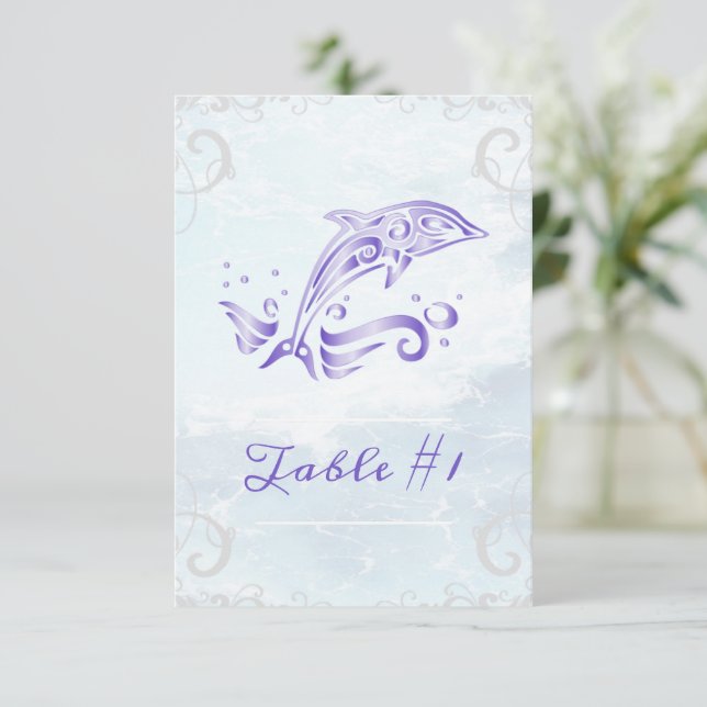 Carte de table violet Mariage Dolphin (Debout devant)