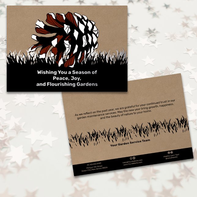 Carte de vacances de Noël Foil de service de cour (Yard Service Christmas Foil Business Holiday Card - Pine Cone Snow Dusted)