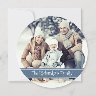 Carte de vacances plate avec photo ronde bleue