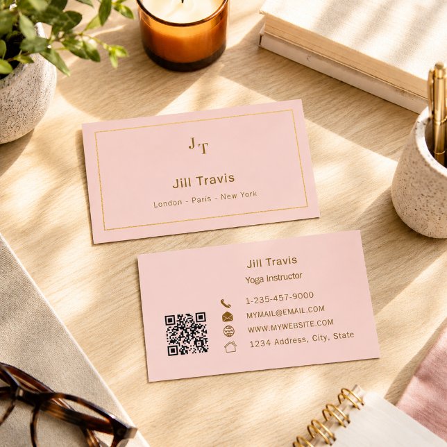 Carte de visite à code QR rose poudré (Créateur téléchargé)