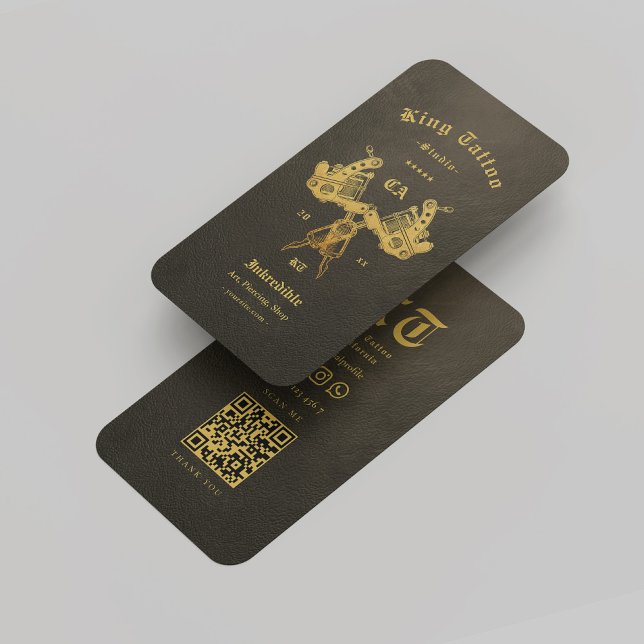 Carte De Visite Artiste de tatouage moderne Monogramme Brown doré  (Modern Tattoo Artist Golden Brown Monogram QR Business Card
)