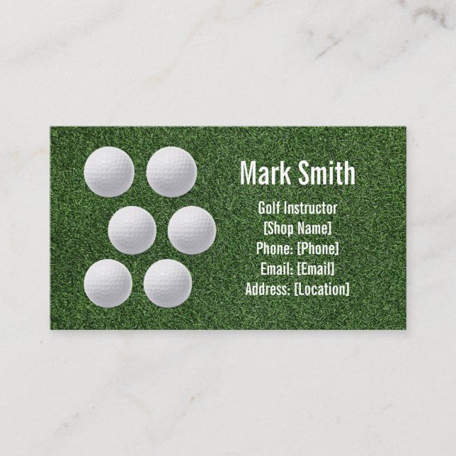 Carte De Visite Balle de golf et tee sur gazon vert (Devant)