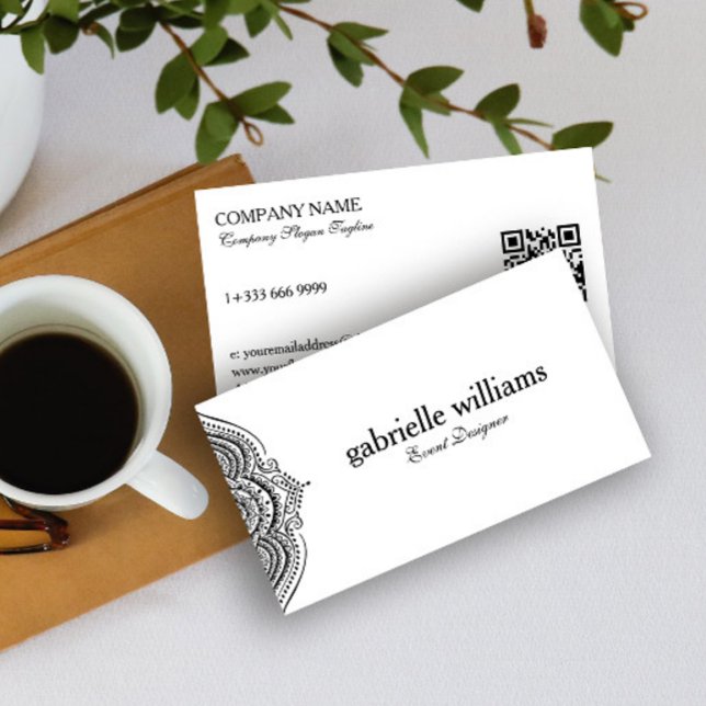 Carte De Visite Black White Paisley Mandala QR Code (Créateur téléchargé)