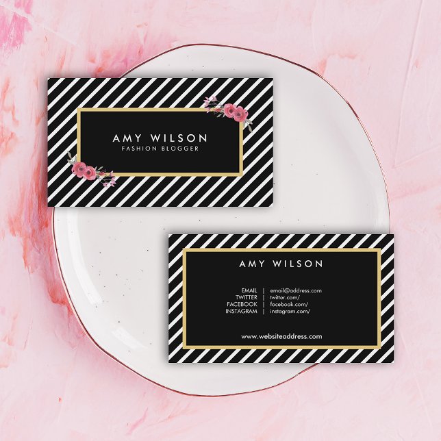 Carte De Visite Blogger de mode Floral Blanc Noir sur les médias s (Créateur téléchargé)