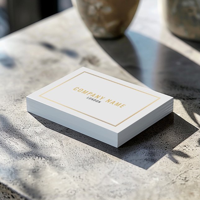 Carte De Visite Bordure à effet doré professionnel (Modern business card with luxury gold effect double border and elegant text )