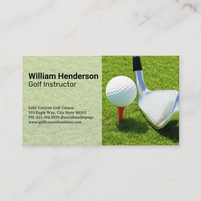 Carte De Visite Boule de golf sur un Tee in the Grass (Devant)