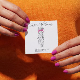 Carte De Visite Carré cheveux longs ondulés avec un arc Hairstyling marq