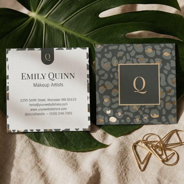 Carte De Visite Carré Chic Luxe Monogramme Imprimé Léopard Guépard Beaut (Chic Luxury Monogram Leopard Cheetah Print Beauty Square Business Card)