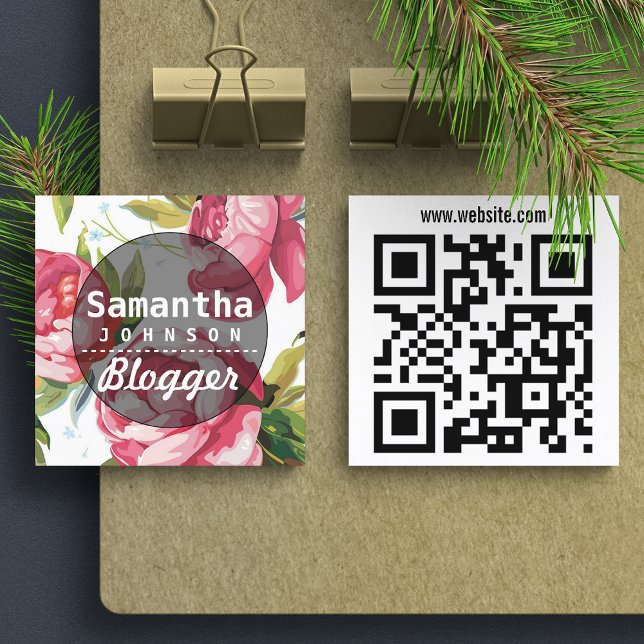 Carte De Visite Carré Code QR Fleur rose moderne pour blogueuse (Créateur téléchargé)