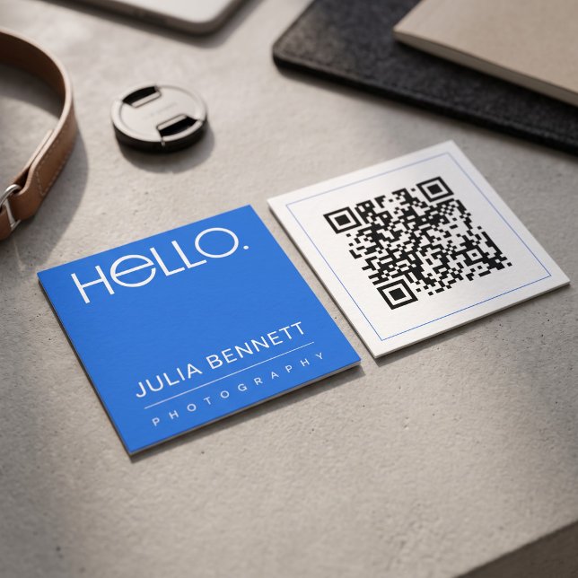 Carte De Visite Carré Conception de typographie moderne « Hello » (Simulated business cards on table)