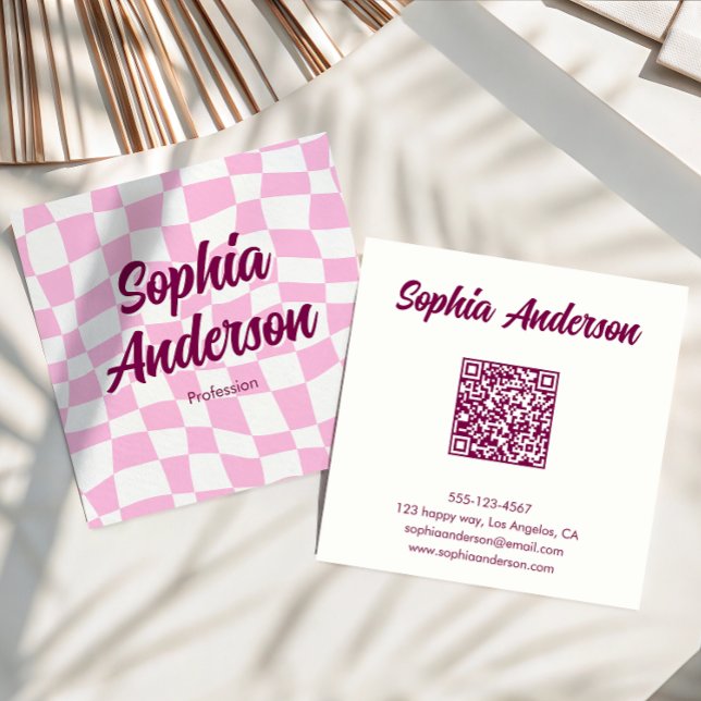 Carte De Visite Carré Damier Rose Tendance avec Code QR (Créateur téléchargé)
