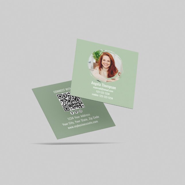 Carte De Visite Carré Green Connect with Me Photo QR Code  (Green business cards with photo and QR code templates.)