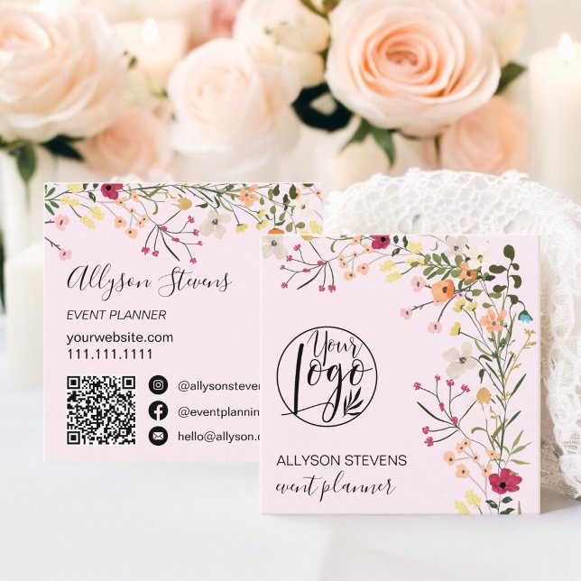 Carte De Visite Carré Logo du planificateur d'événements floraux Boho ro (Pink Boho floral event planner logo qr code Square Business Card light)
