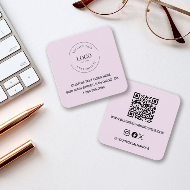 Carte De Visite Carré Logo Personnalisé Rose Icônes sociales QR Code mod (Modern Pink simple networking business contact QR code website card.)