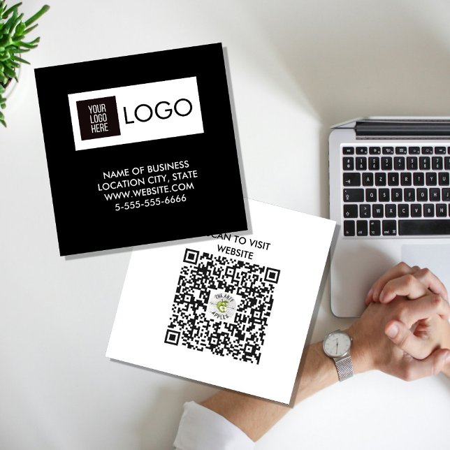 Carte De Visite Carré Modern Black Custom Logo & QR Code Square Business (Créateur téléchargé)