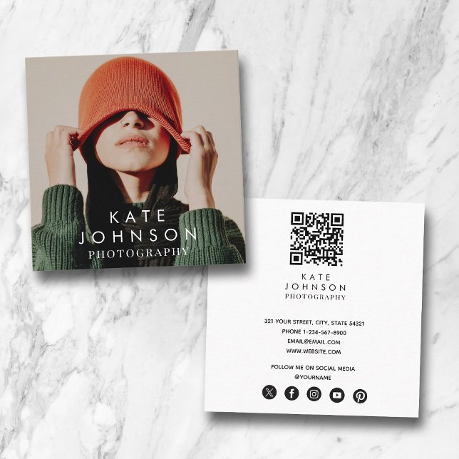 Carte De Visite Carré Moderne Tendance photo intégrale QR Code Médias so (Modern Trendy Full Photo QR Code Social Media Square Business Card)
