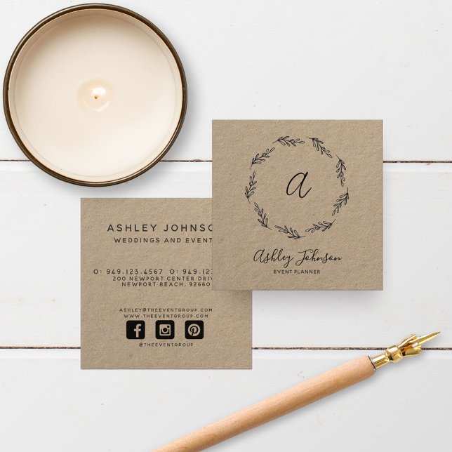 Carte De Visite Carré Monogramme de couronne noire dessinée à la main (Créateur téléchargé)