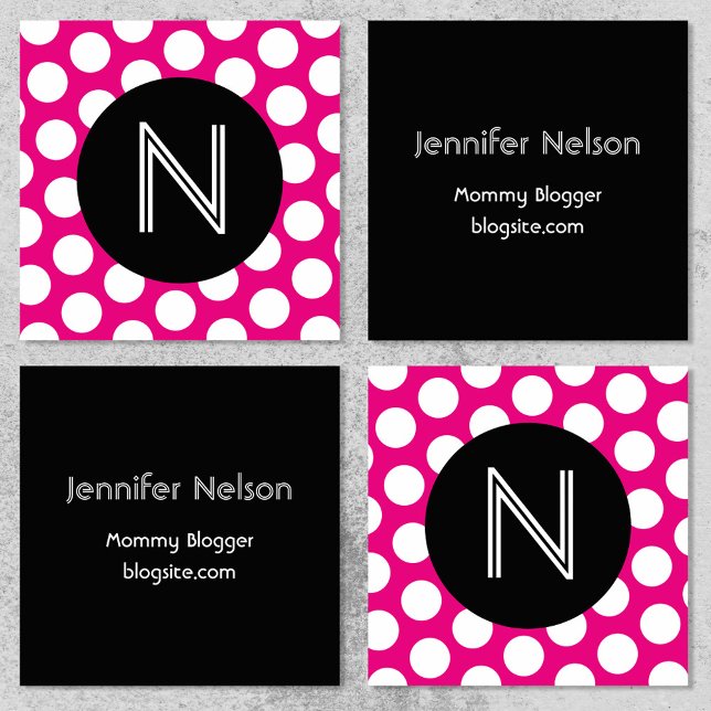 Carte De Visite Carré Monogramme points noirs rose vif et blanc (Black Hot Pink and White Polka Dot Monogram Square Business Card)