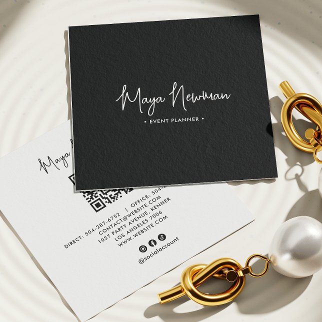 Carte De Visite Carré NOIR moderne élégant minimal QR Code professionnel (Créateur téléchargé)