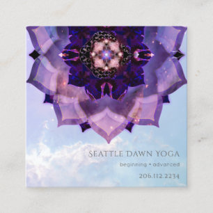 Carte De Visite Carré Professeur de Yoga Moderne Mandala Lotus Pourpre
