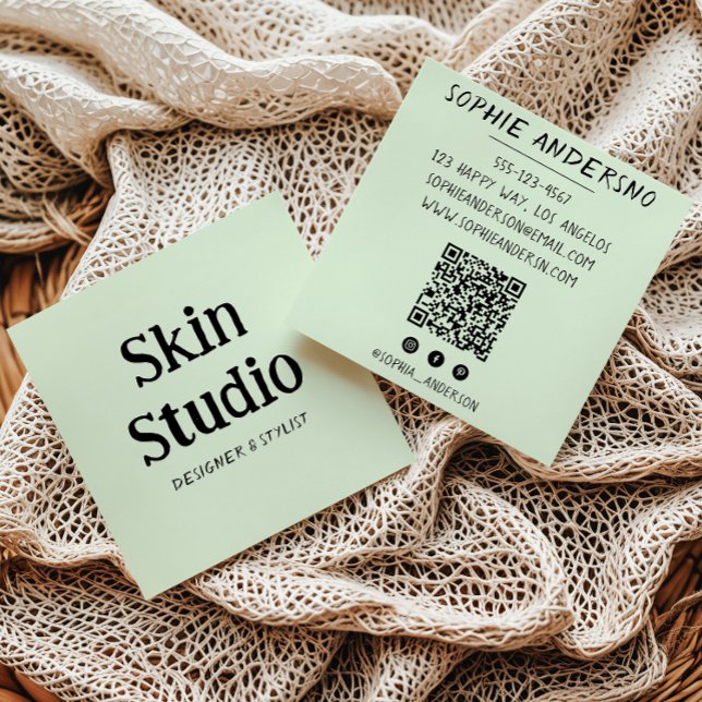 Carte De Visite Carré Sage Green Minimalist Skin Studio Qr Code (Créateur téléchargé)