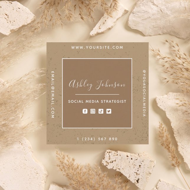 Carte De Visite Carré Social Media Manager QR Code Brown Pastel Creative (Créateur téléchargé)