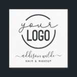 Carte De Visite Carré Votre logo Modern Chic Minimal Simple Carré blanc<br><div class="desc">Votre Logo Moderne Chic Minimal Simple Carré blanc Carré Carte de visite. Un design parfaitement simple pour votre entreprise ou votre identité d'entreprise. Personnalisez ce design personnalisé avec votre propre logo et détails. Réorganisez les icônes des médias sociaux ou ajoutez les vôtres.</div>