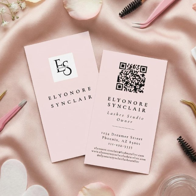 Carte De Visite Cils Code QR Logo Script Rose Pâle  (Créateur téléchargé)