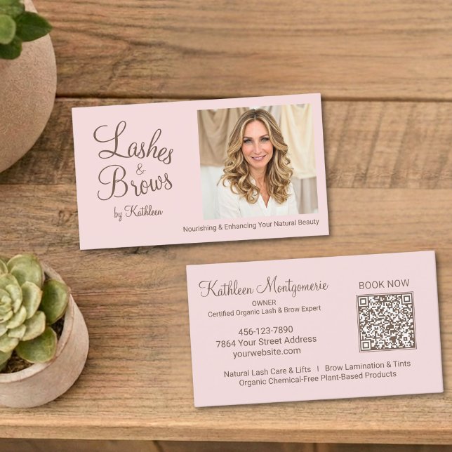 Carte De Visite Cils et Sourcils Code QR Photo Écriture Rose Gênée (Créateur téléchargé)